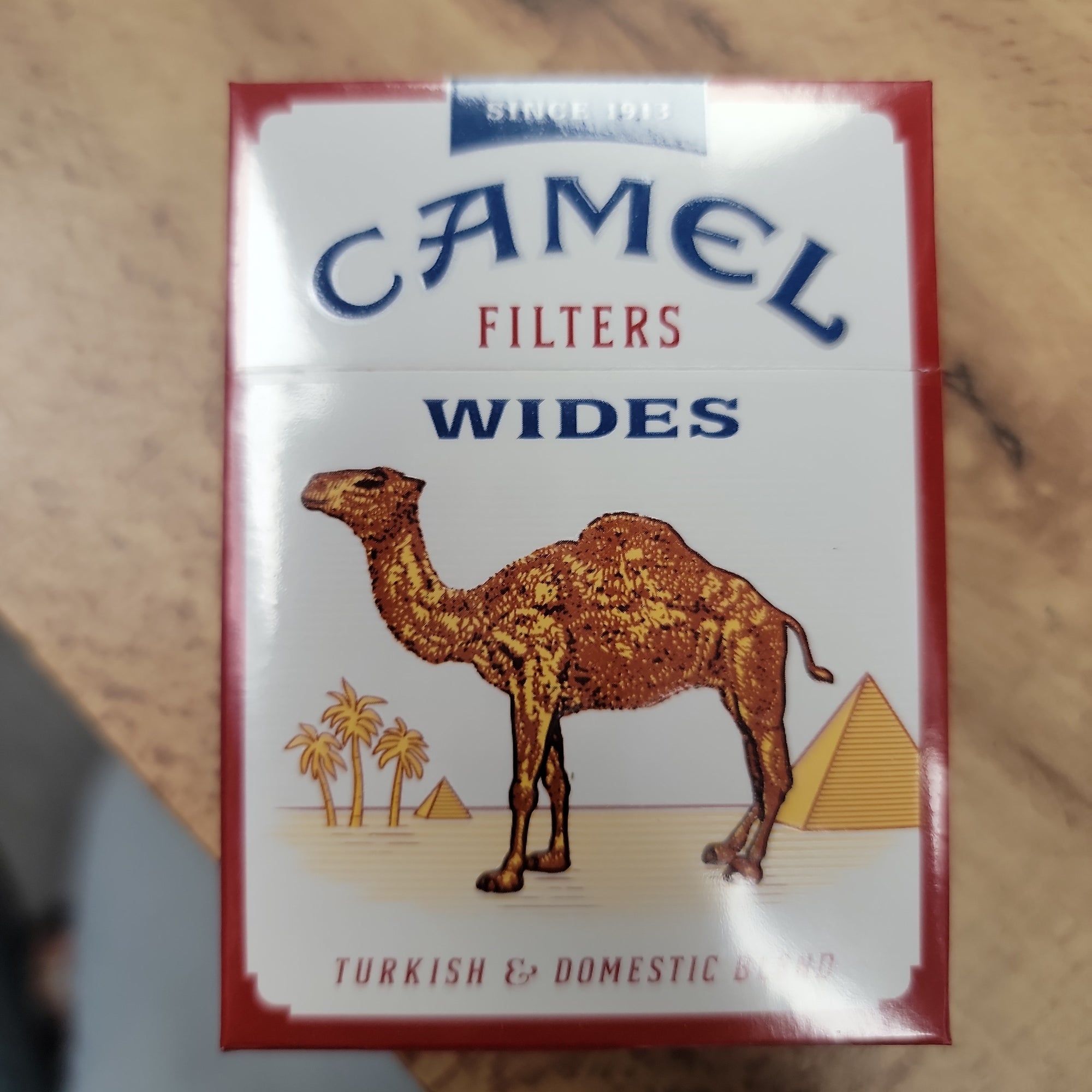 Camel red wides