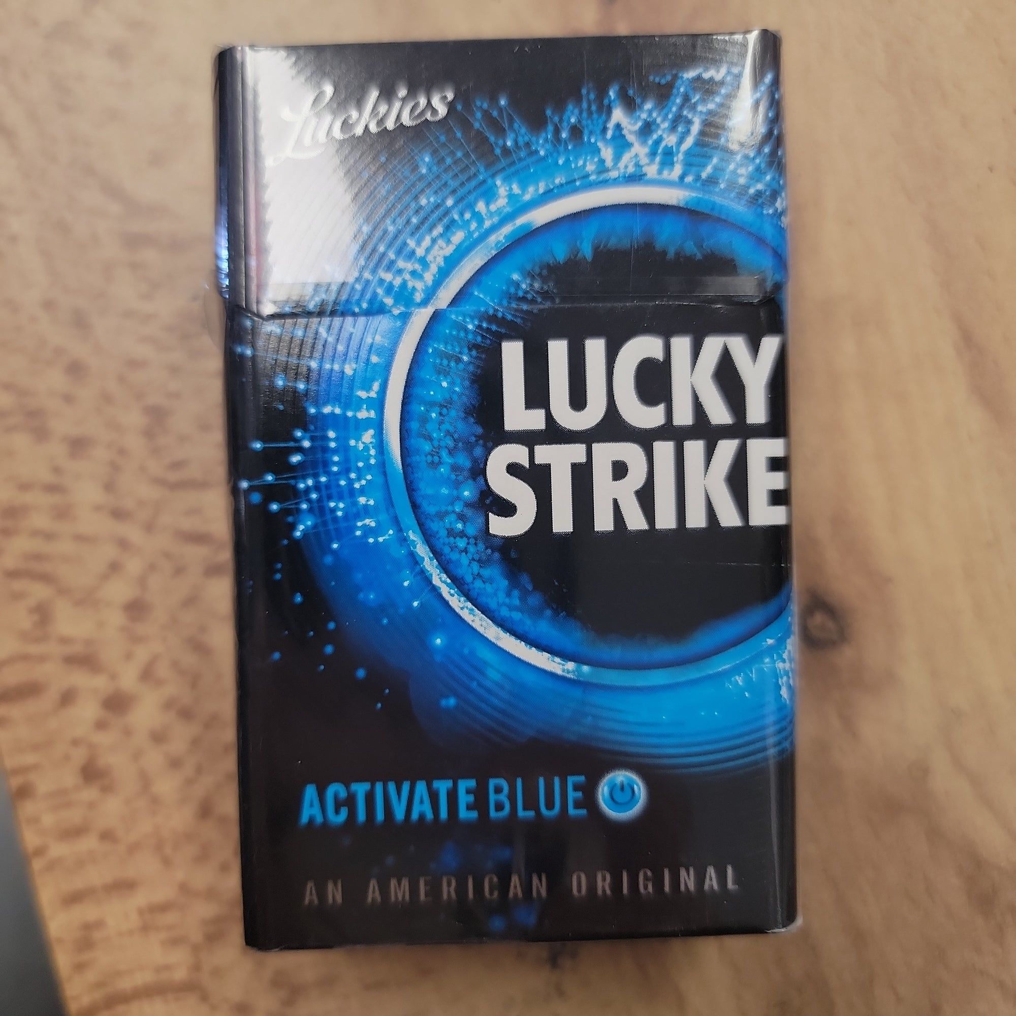 Lucky Strike activate blue